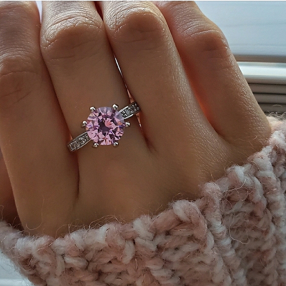 New Beautiful Pink Engagement/Wedding Ring - Picture 4 of 12